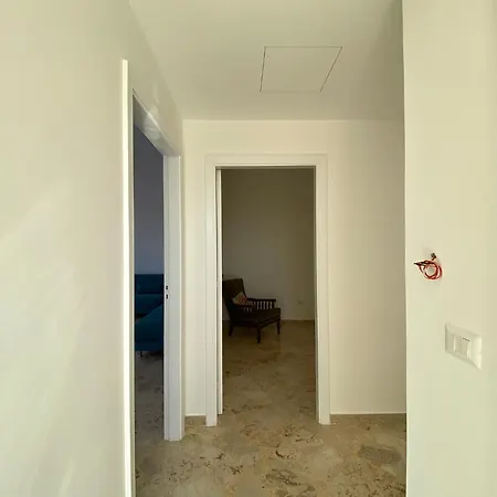 Luxurious Apartment *