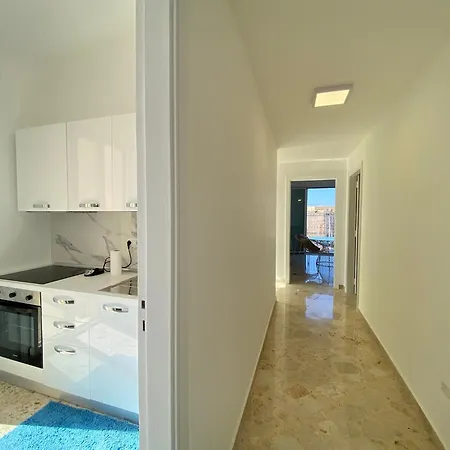 Luxurious Apartment Gallipoli